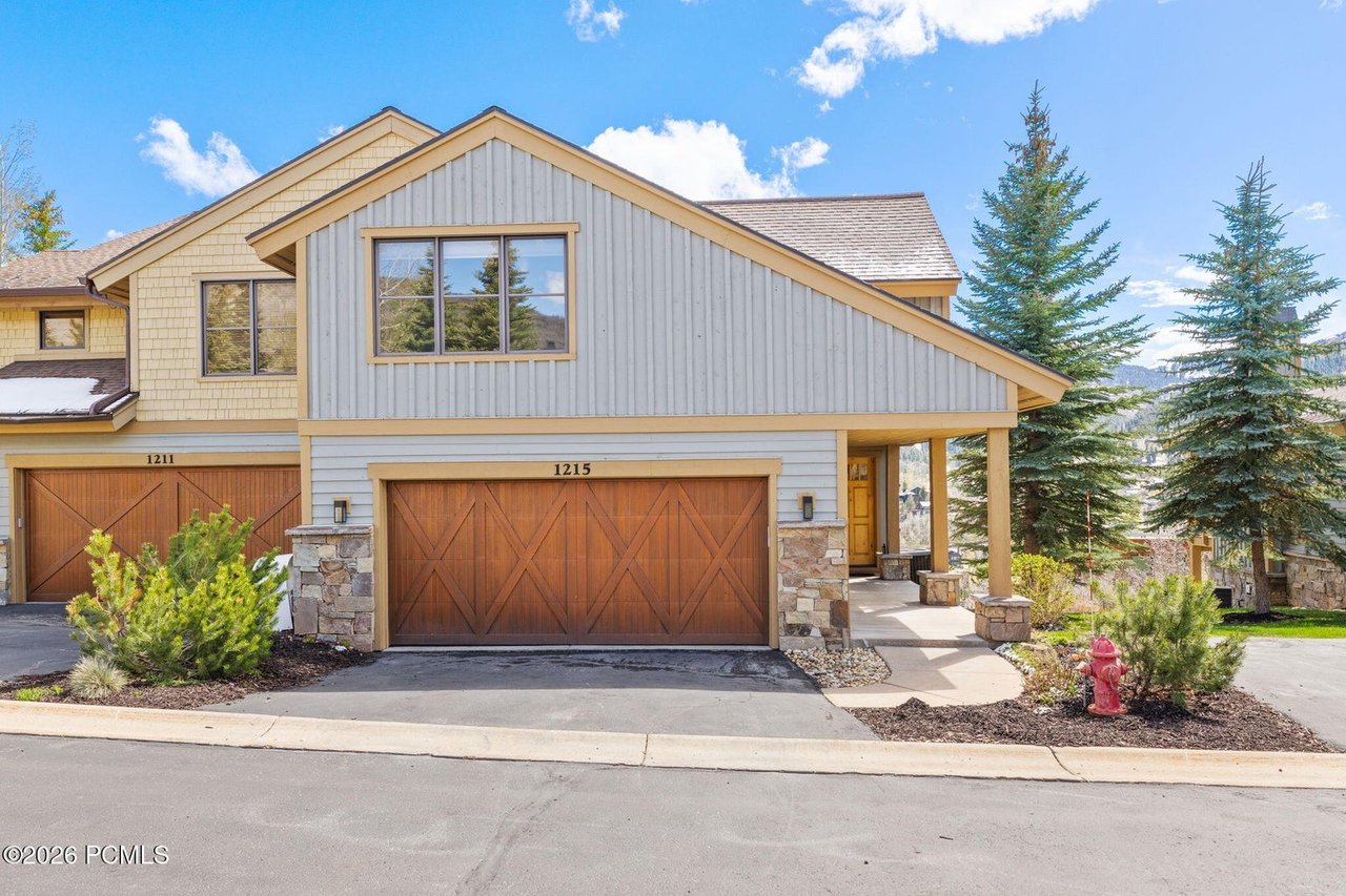 1215 Silver Oak Court 4