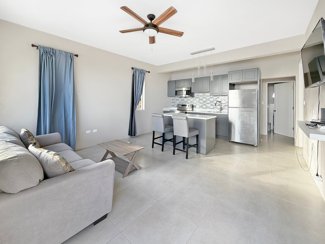 987 Butu Mountain 1 Bedroom Apartment