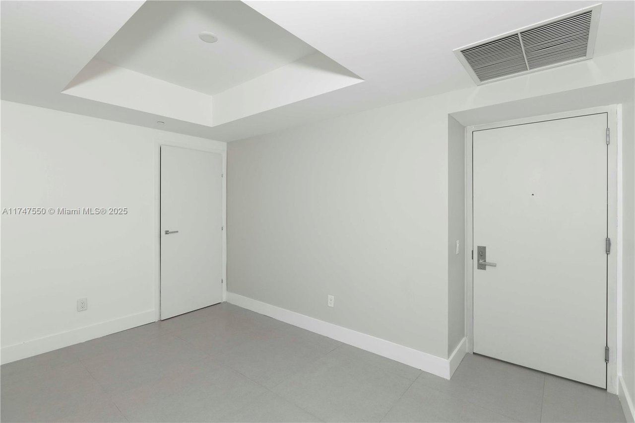 Brickell House #3200