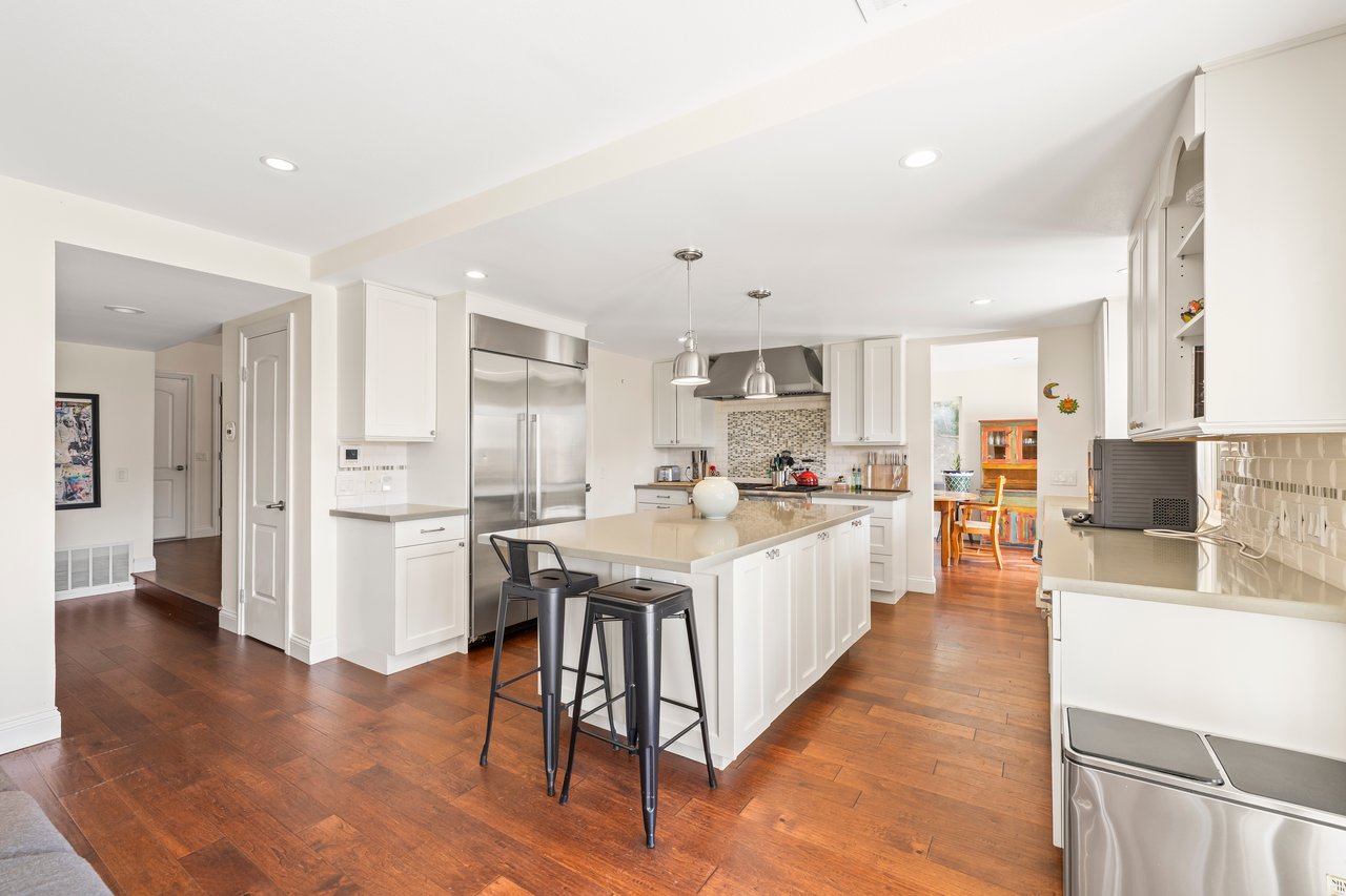 3804 Vista Linda Dr. 