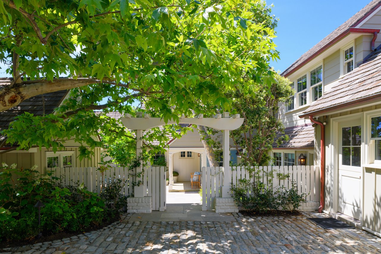 31134 Broad Beach Rd, Malibu