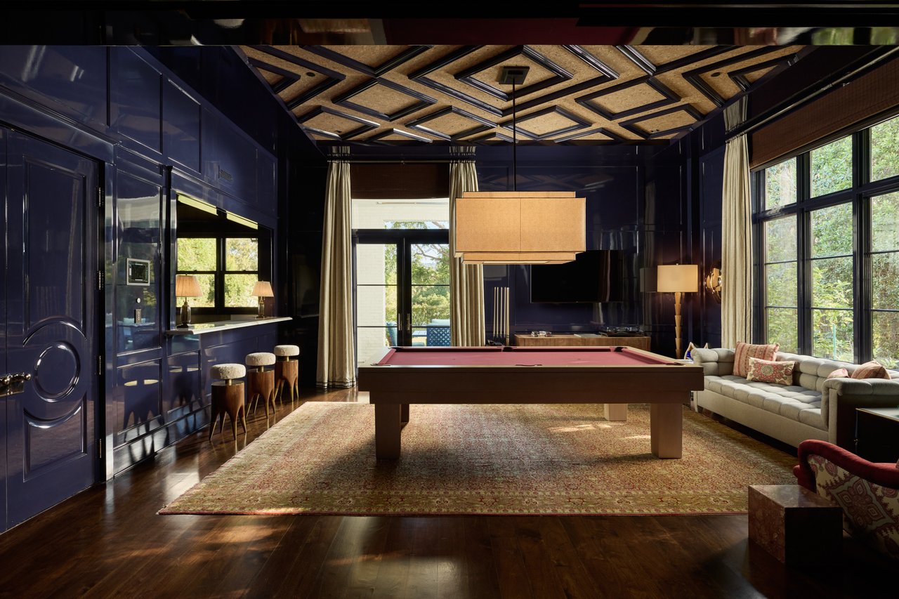 250 N Carolwood Dr, Holmby Hills