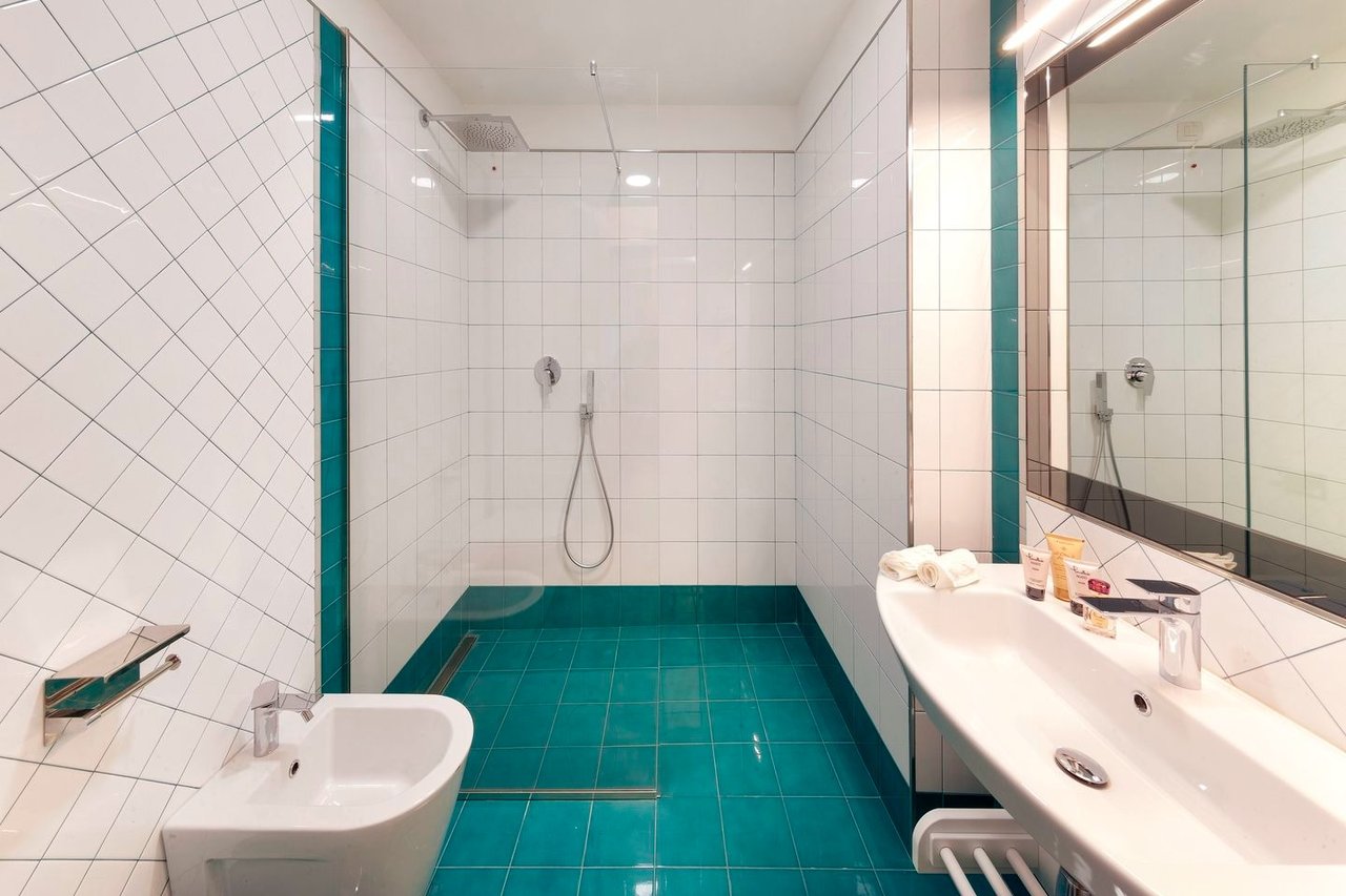 Reintroduce the Villa Bepina