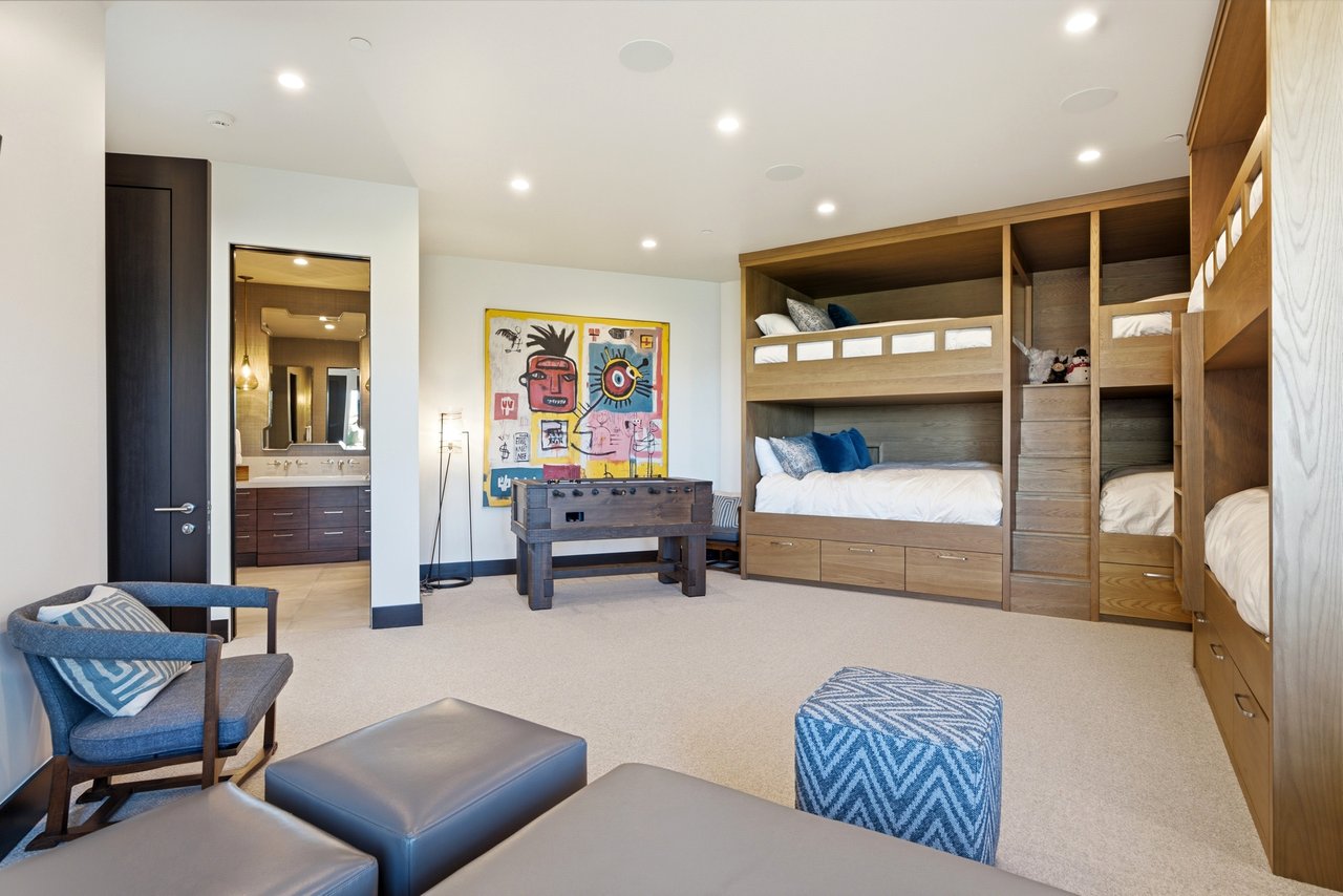 Top-of-Promontory Architectural Estate — Furnished & Turnkey - Front-Row Mountain Views