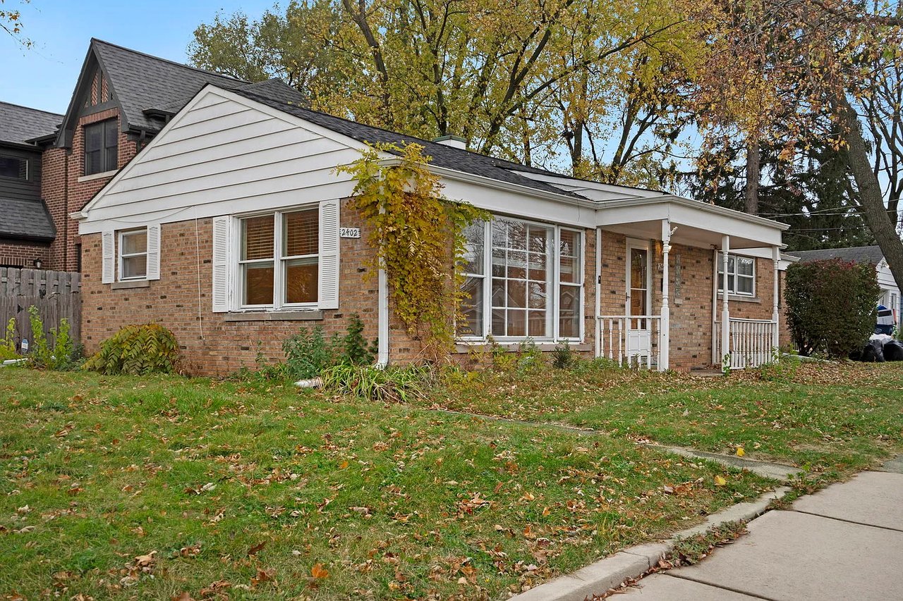 2402 Illinois Rd