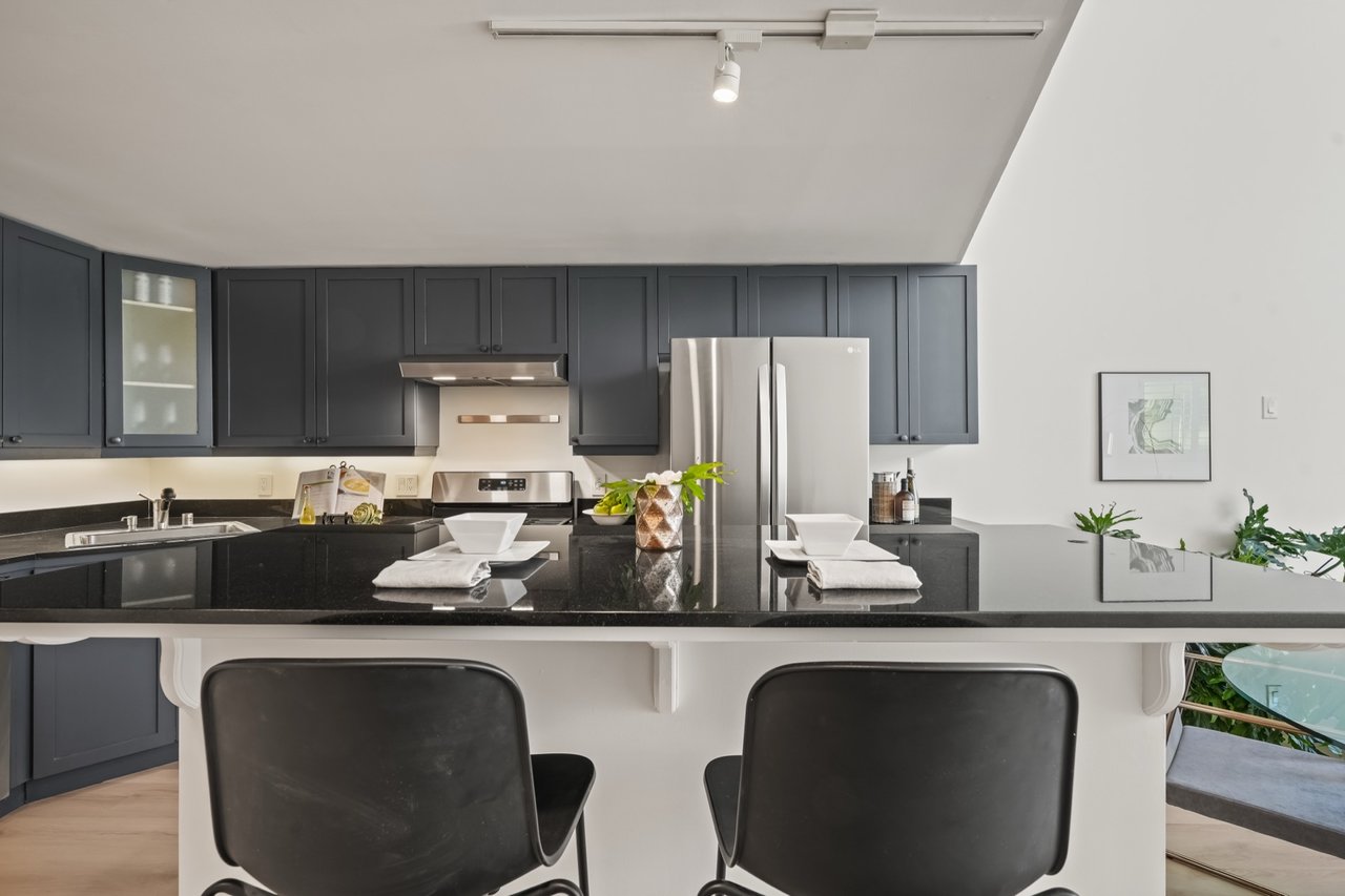 39 Boardman Pl #105
