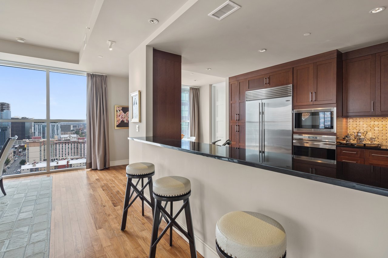 98 San Jacinto, #2002