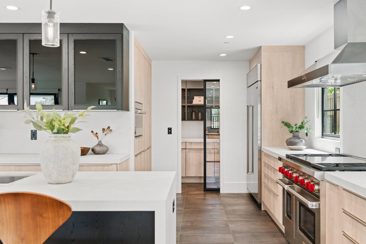 2207 Port Harwick Place