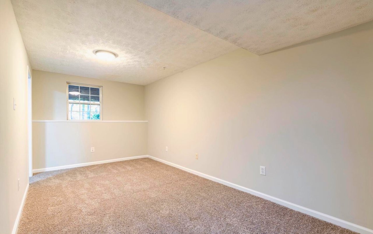 7838 Foxfarm Ln