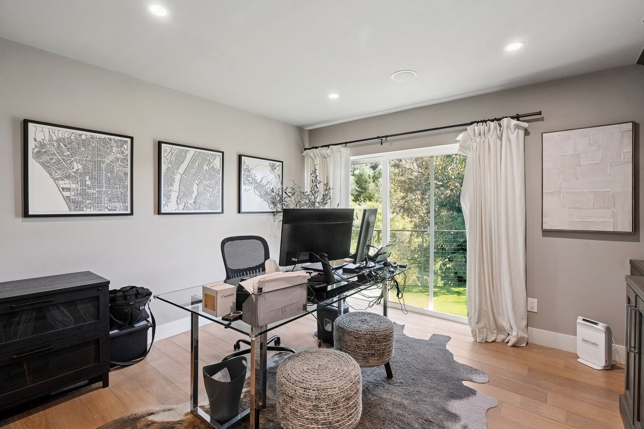 1255 N Bundy Drive