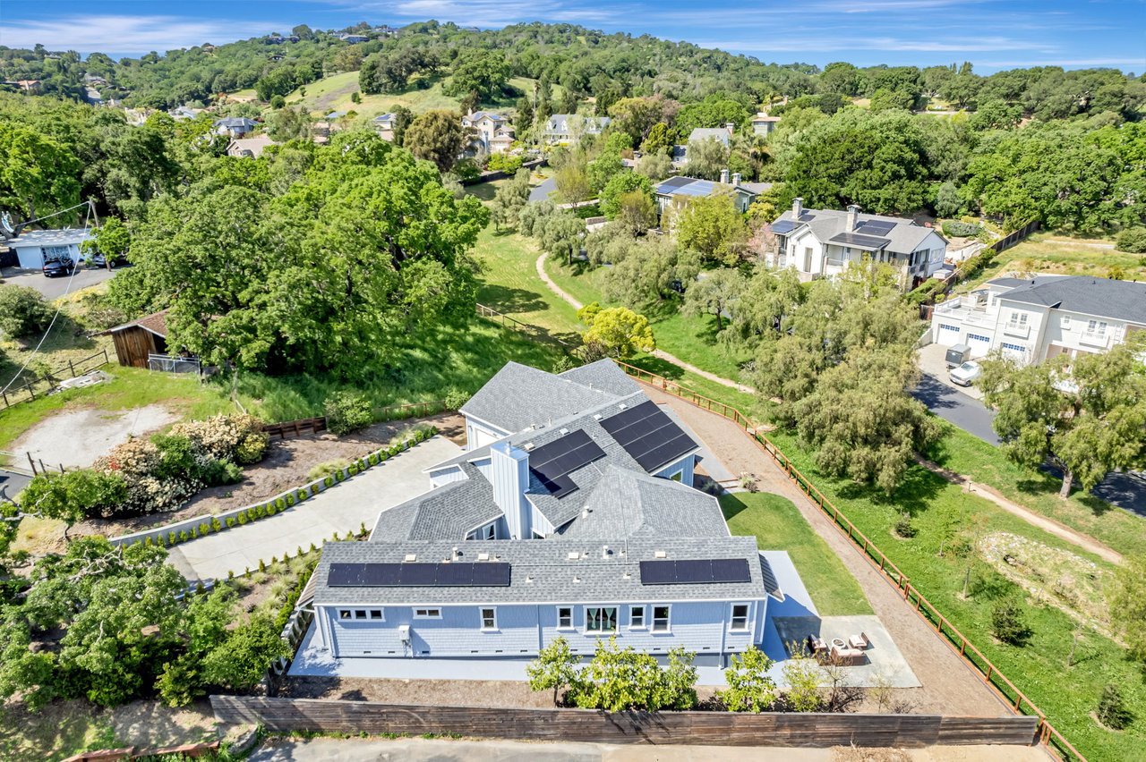12 Rose Ct Novato