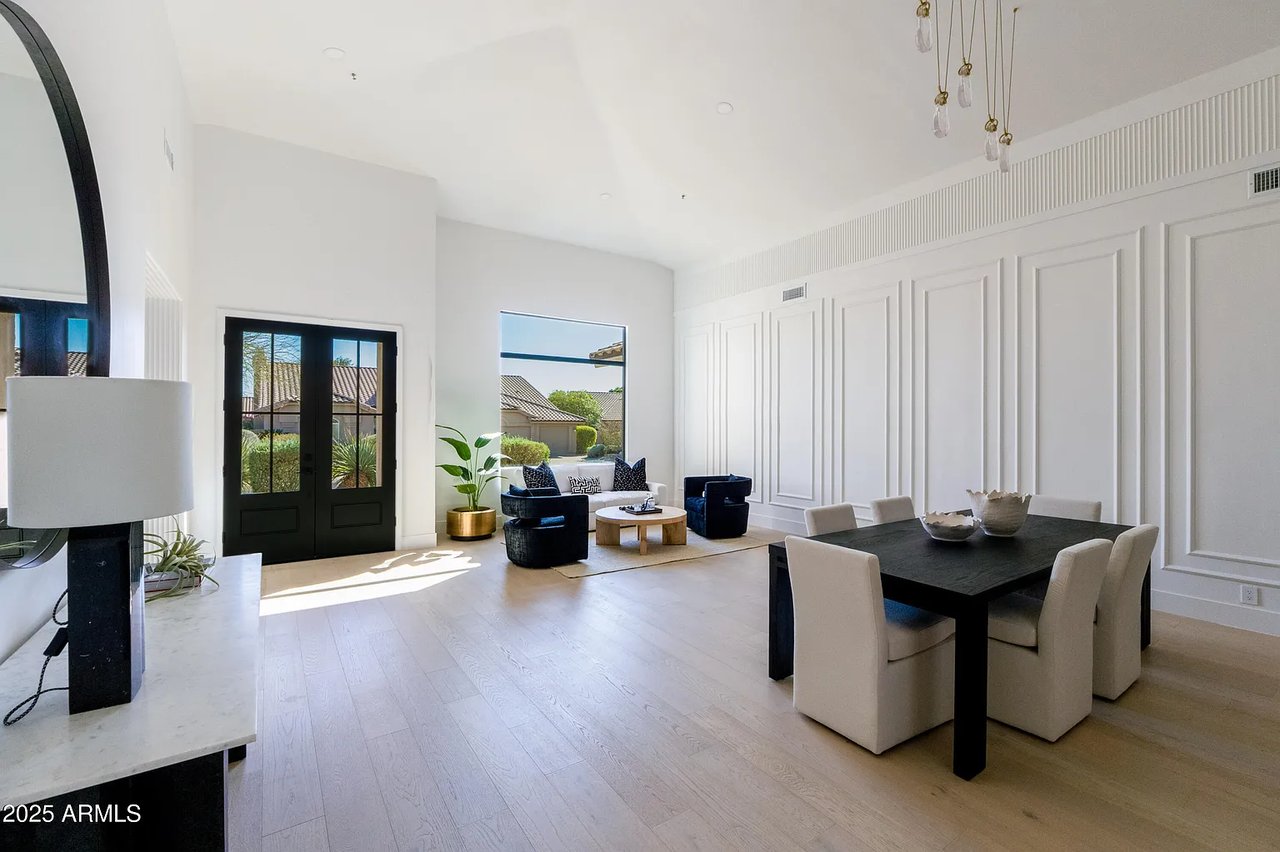 9238 E PALM TREE Drive, Scottsdale