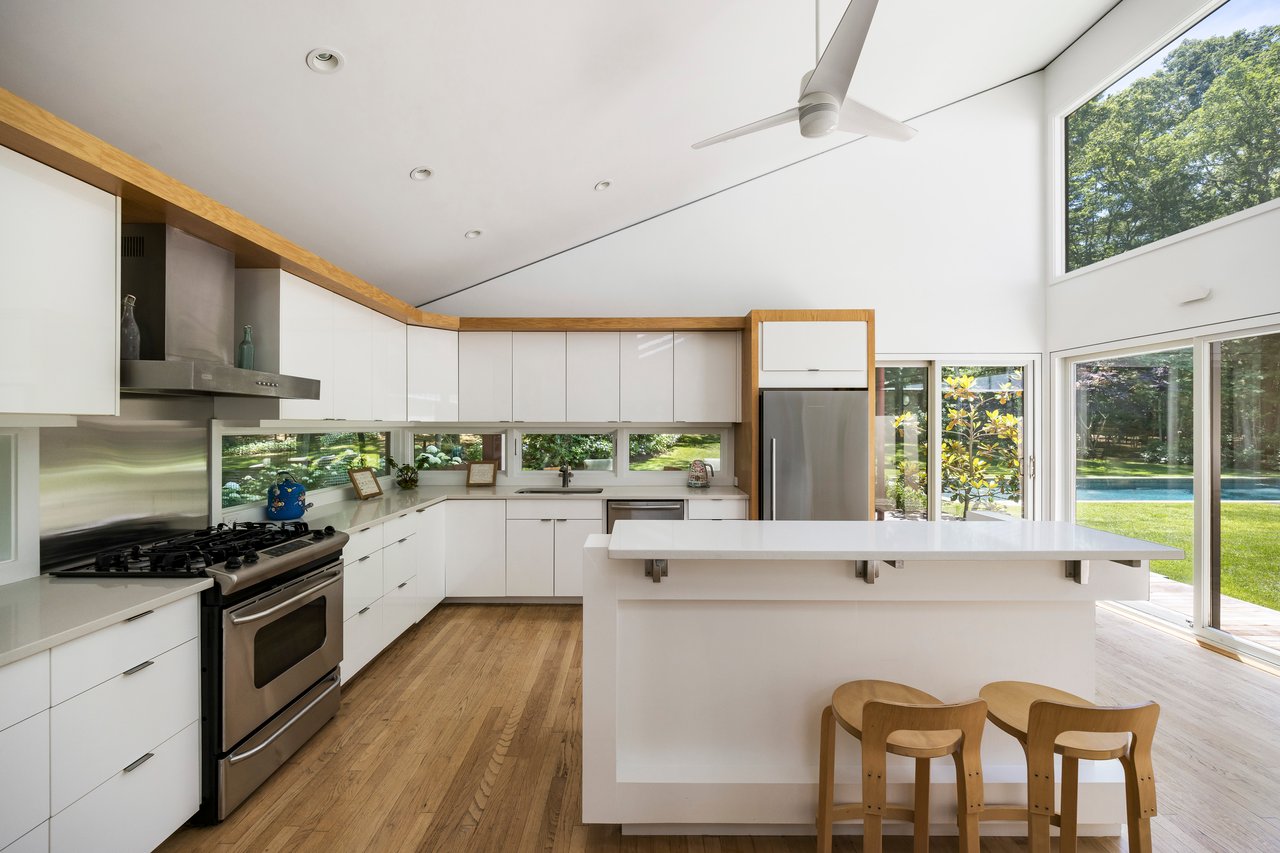 3 Whale Rock Ln., East Hampton