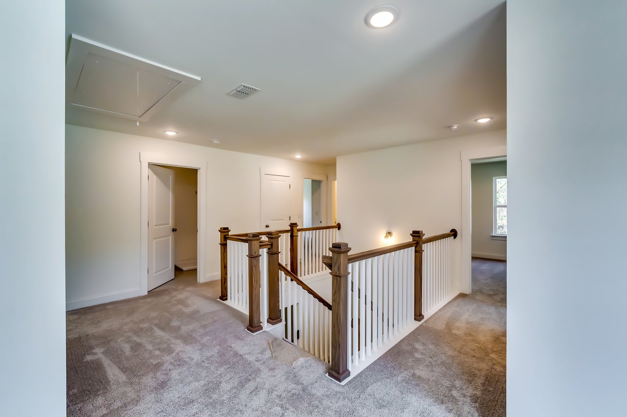 537 Principal Meridian Dr