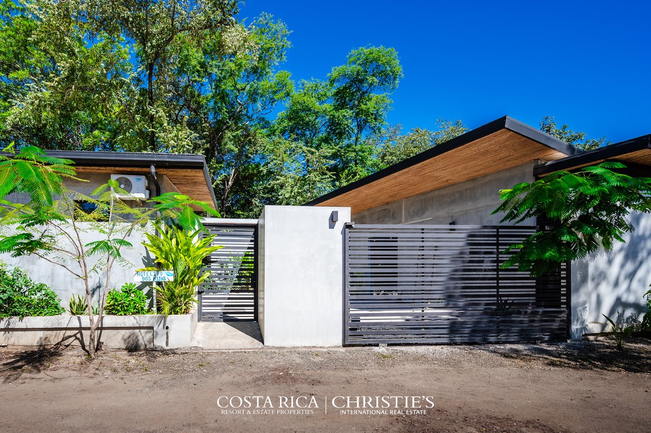 Hotelito Dos Hijas:  3 bedroom Villa with Three Additional Studios - Restaurant