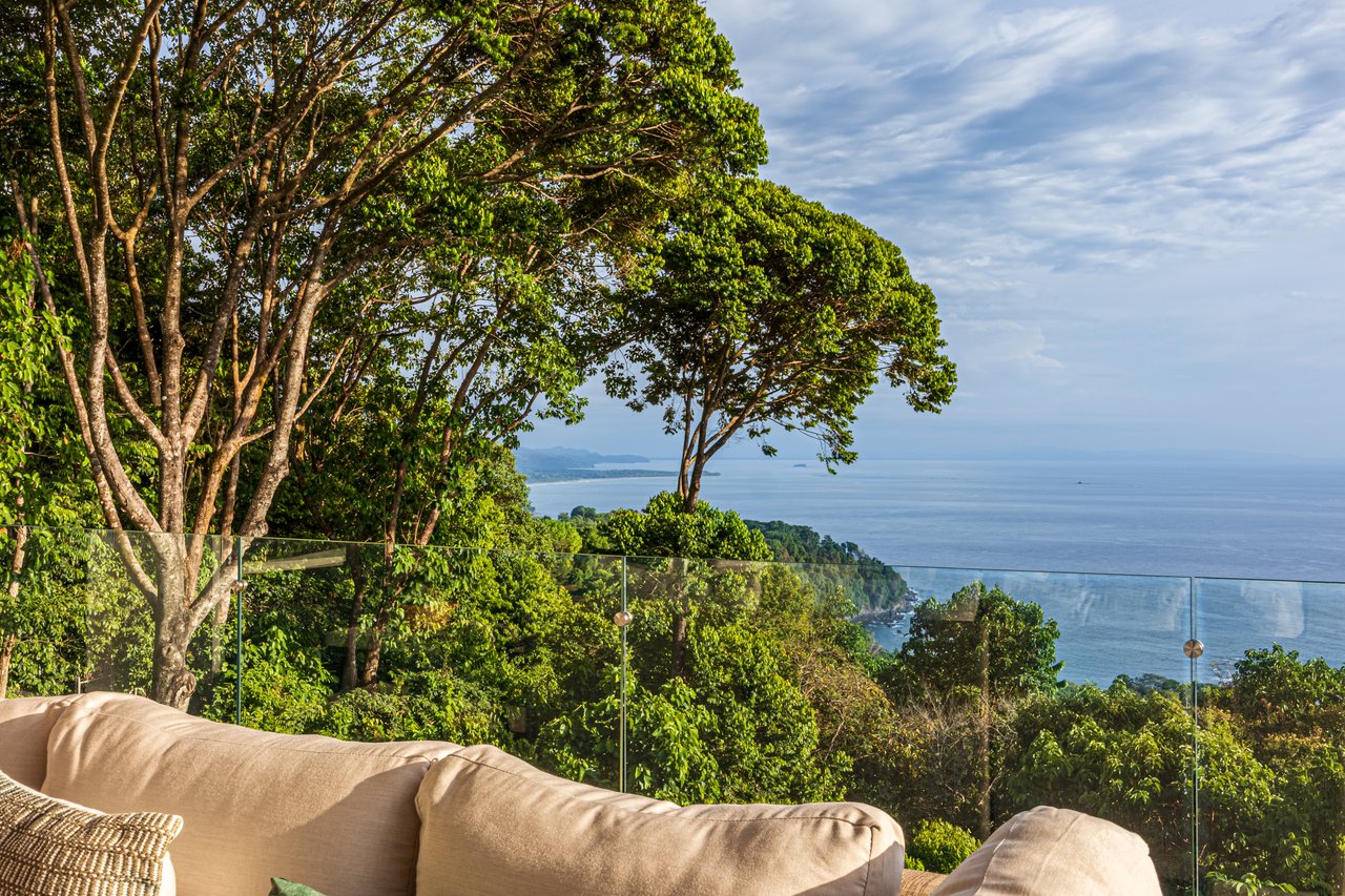 Luxury Estate in Escaleras - Incredible Ocean Views 5.5 Acres