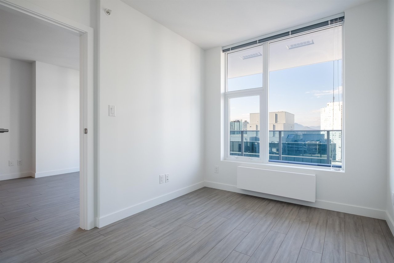13615 Fraser Hwy, #2308