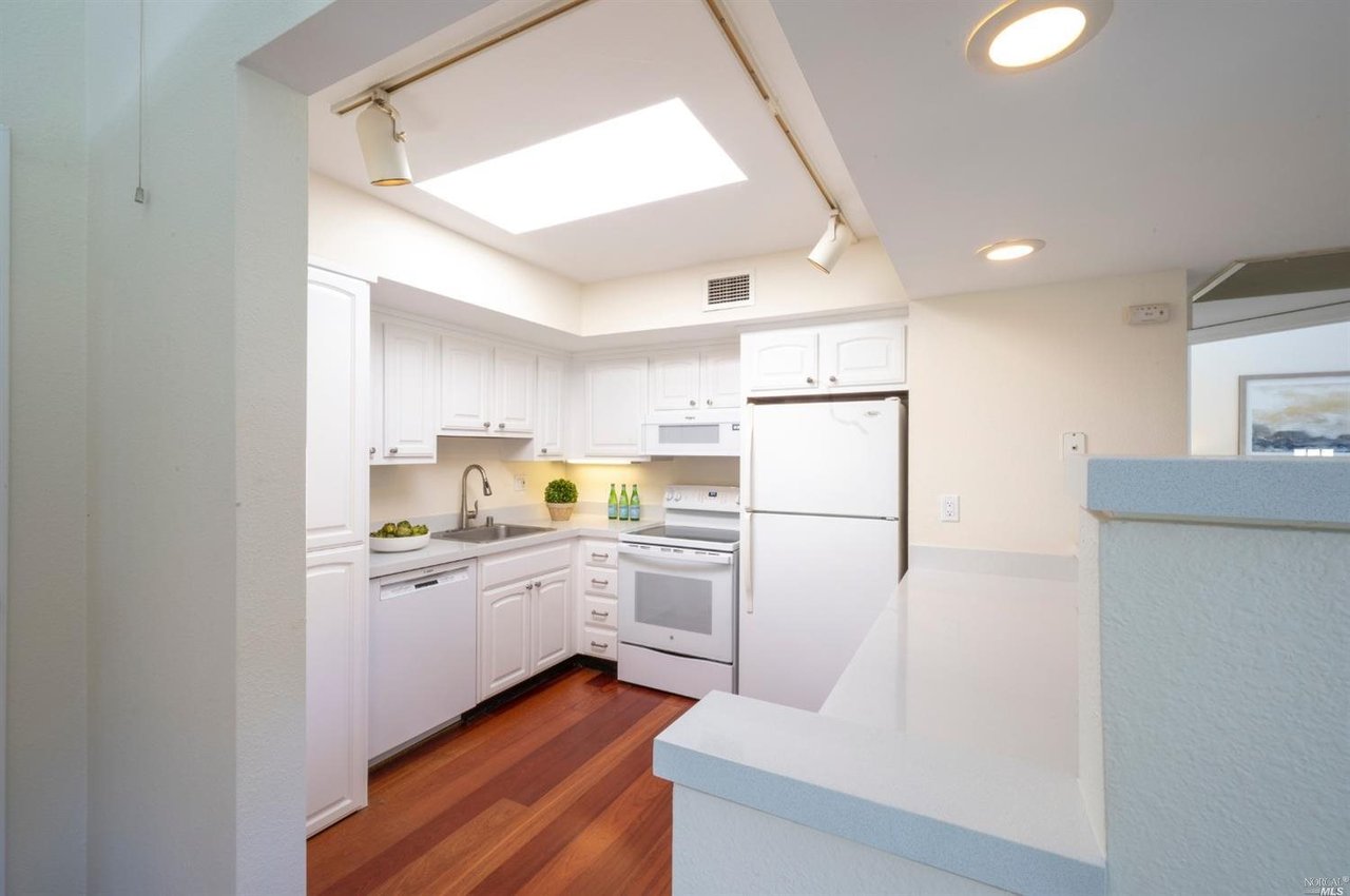 2 Ash Ave #3