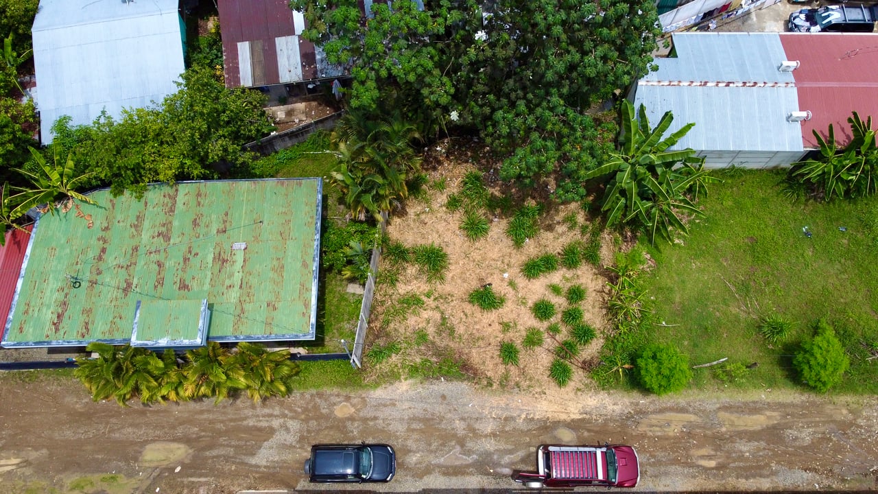 Lot in Uvita, Walking Distance to Amenities