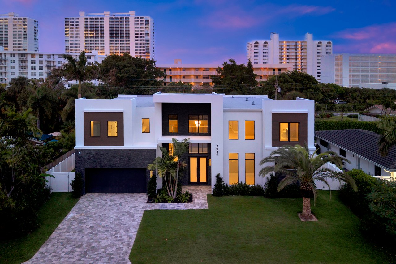 New Construction Luxury Homes in Spanish River Land Boca Raton