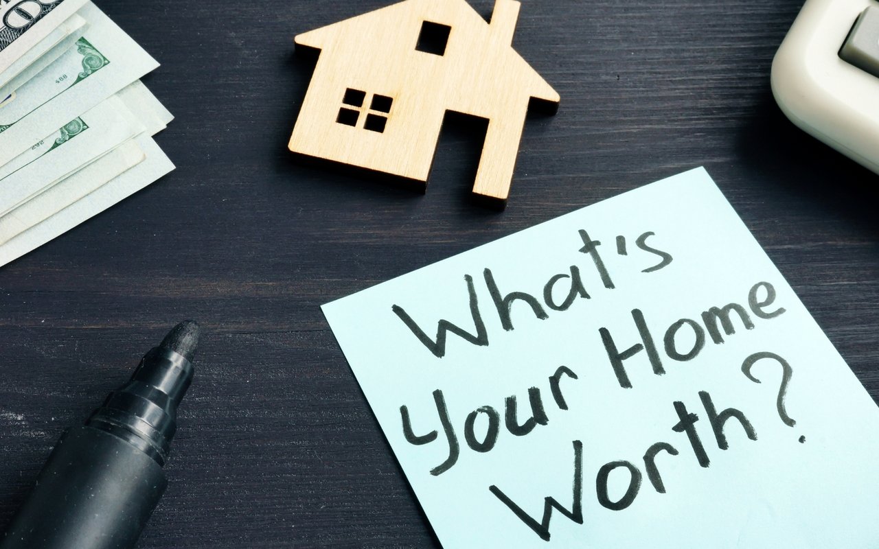 Should You "Test the Market" With a Higher Asking Price?