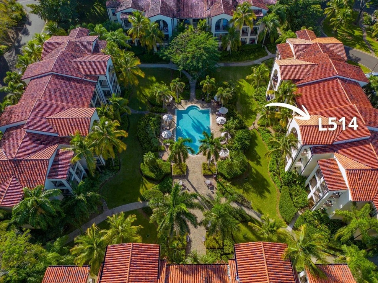 Poolside Renovated Penthouse Condo, Papagayo, Guanacaste
