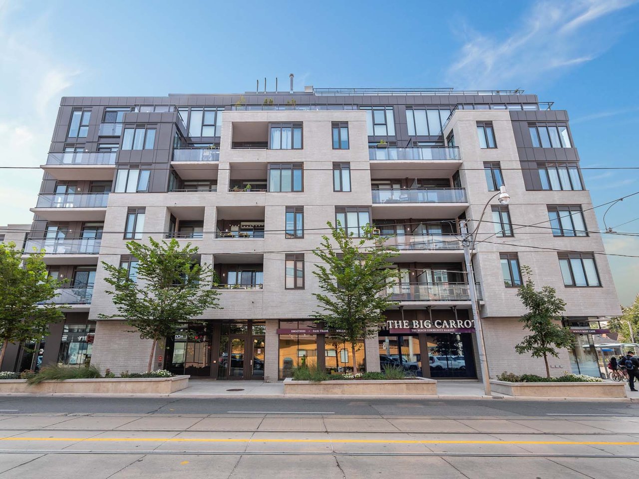 665 Kingston Rd, #502