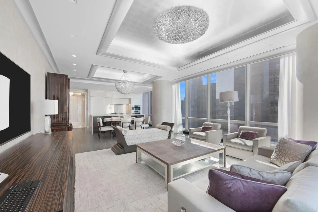 157 West 57th Street Unit: 47B