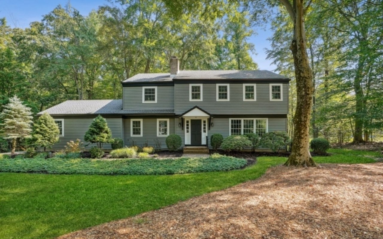 48 Skyline Dr