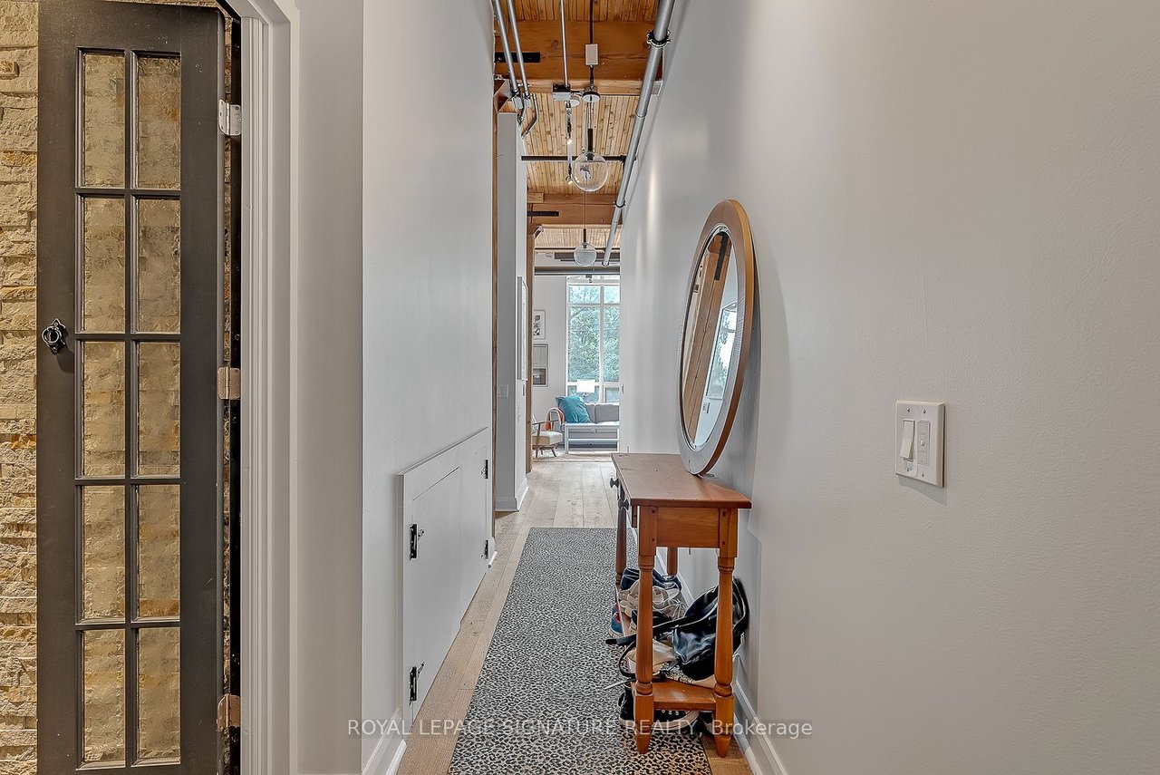 993 Queen St W 226