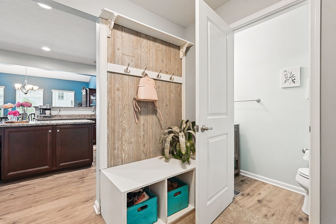 407 Isabella Ct