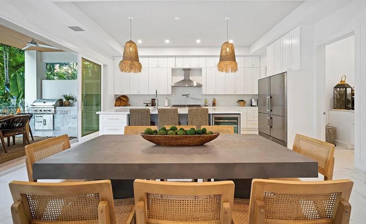 607-se-6-streetfort-lauderdale-fl-home-for-sale-dining-area