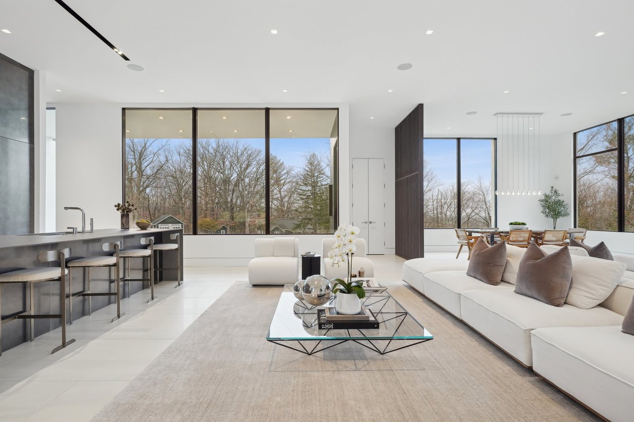 62 Geiger Ln Warren, NJ 07059