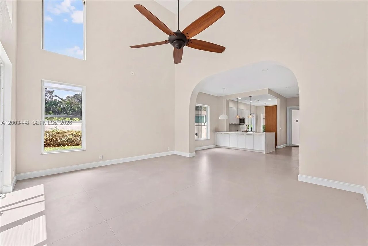2546 NW 52nd St