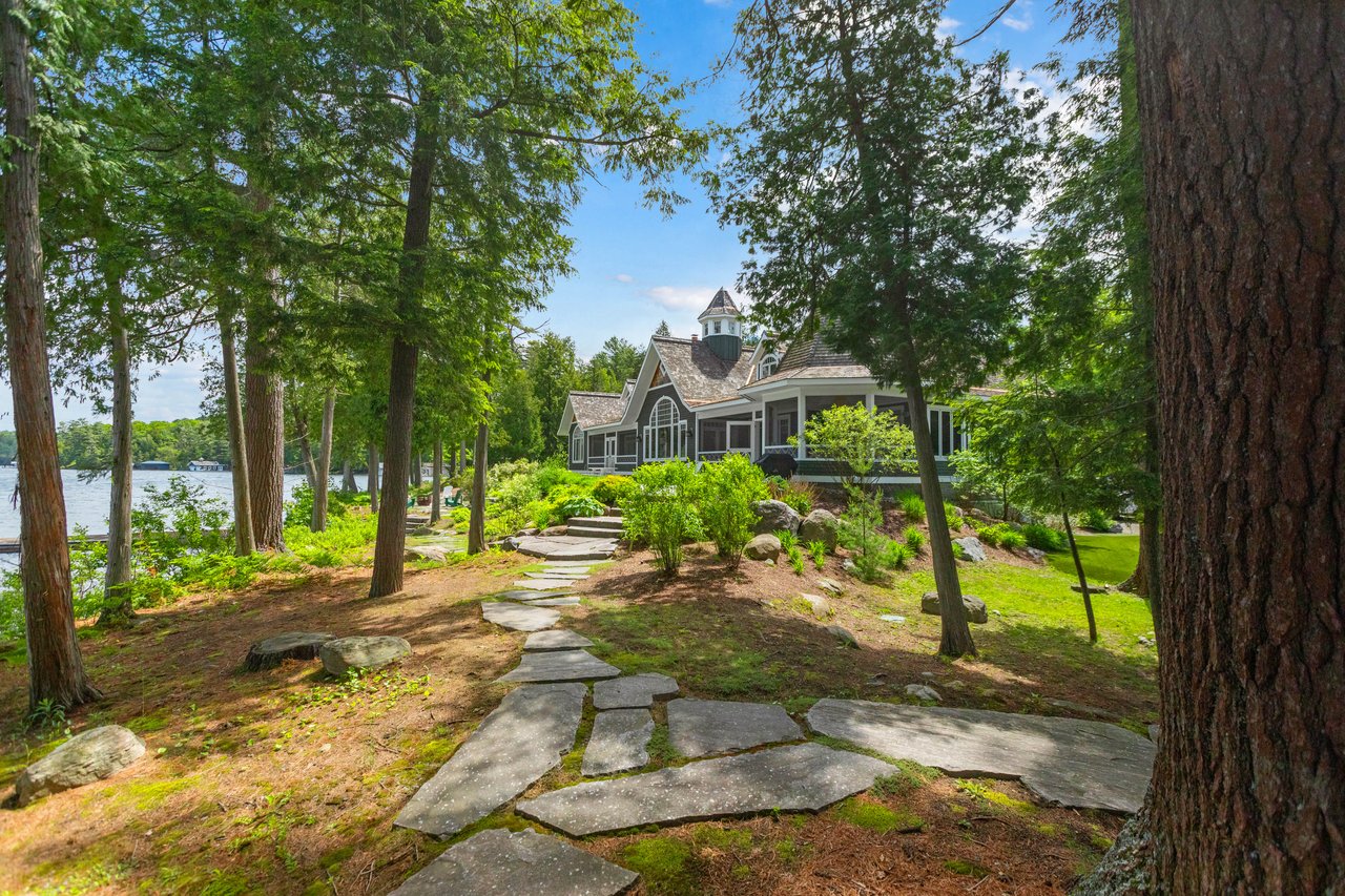 Rosseau Road 1