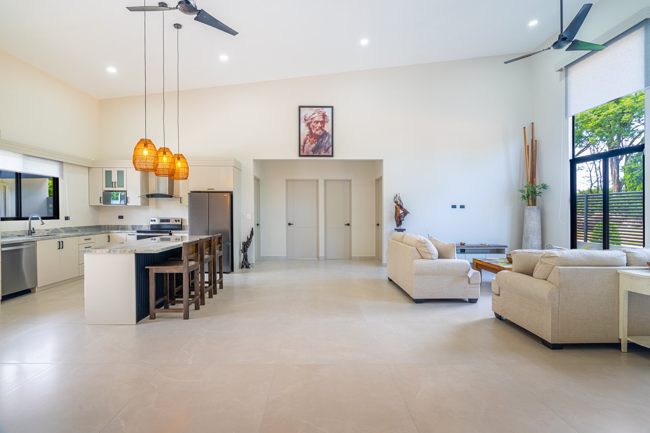 River Bend Estates, 3 Bedroom Masterpiece.