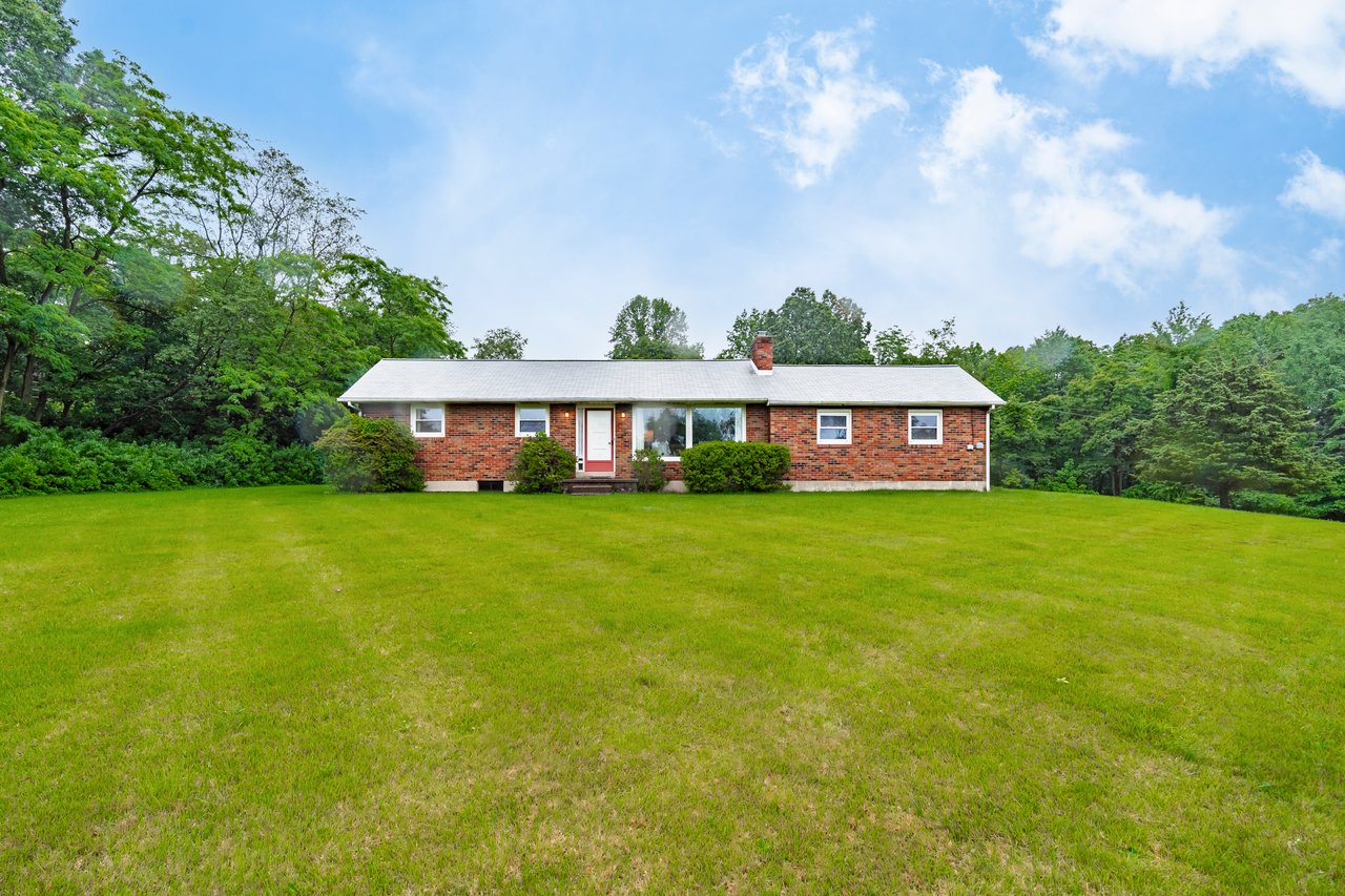 2186 Polk Valley Road