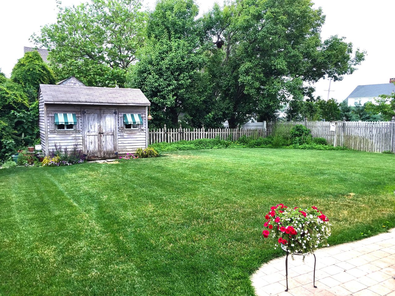 #312 a Classic Bay Header Home Just Three Homes From Ocean