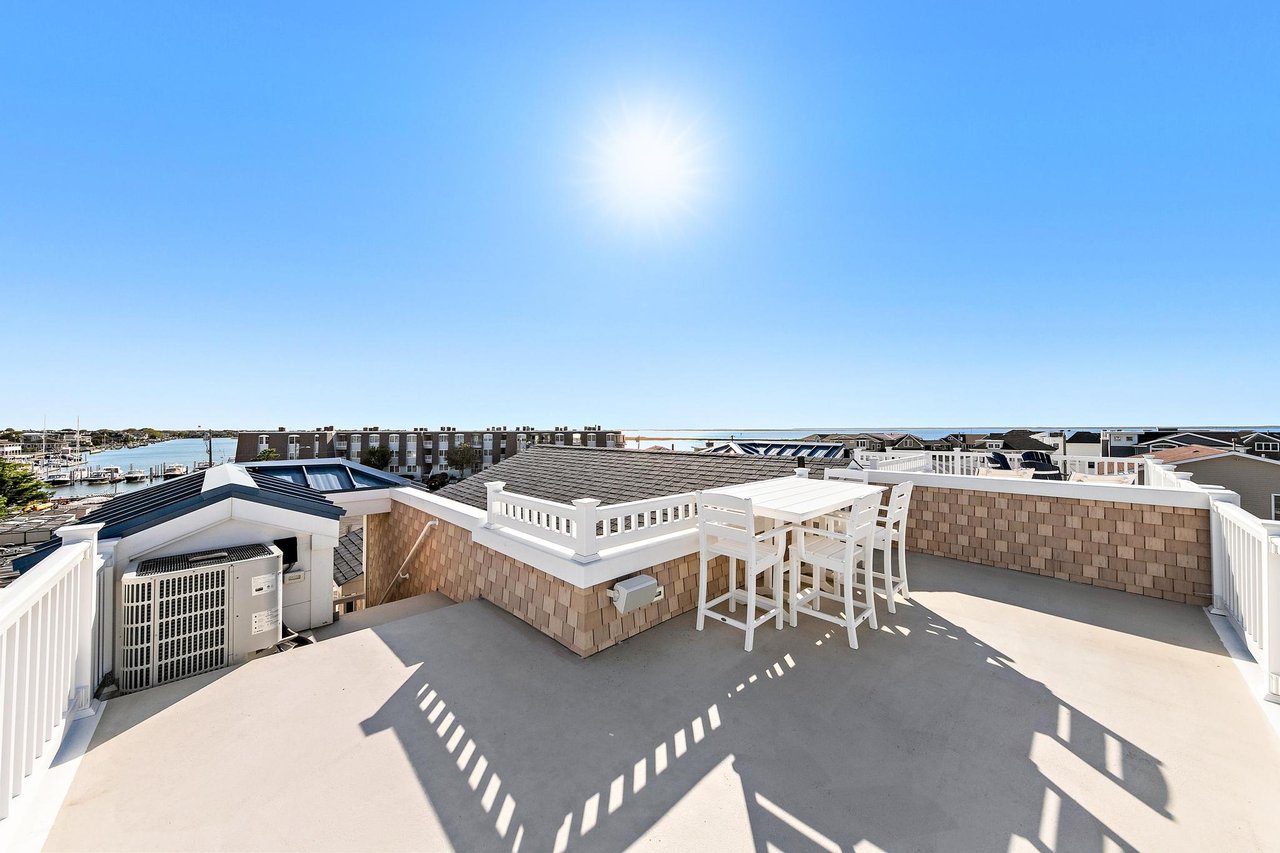 417 E Coral Street