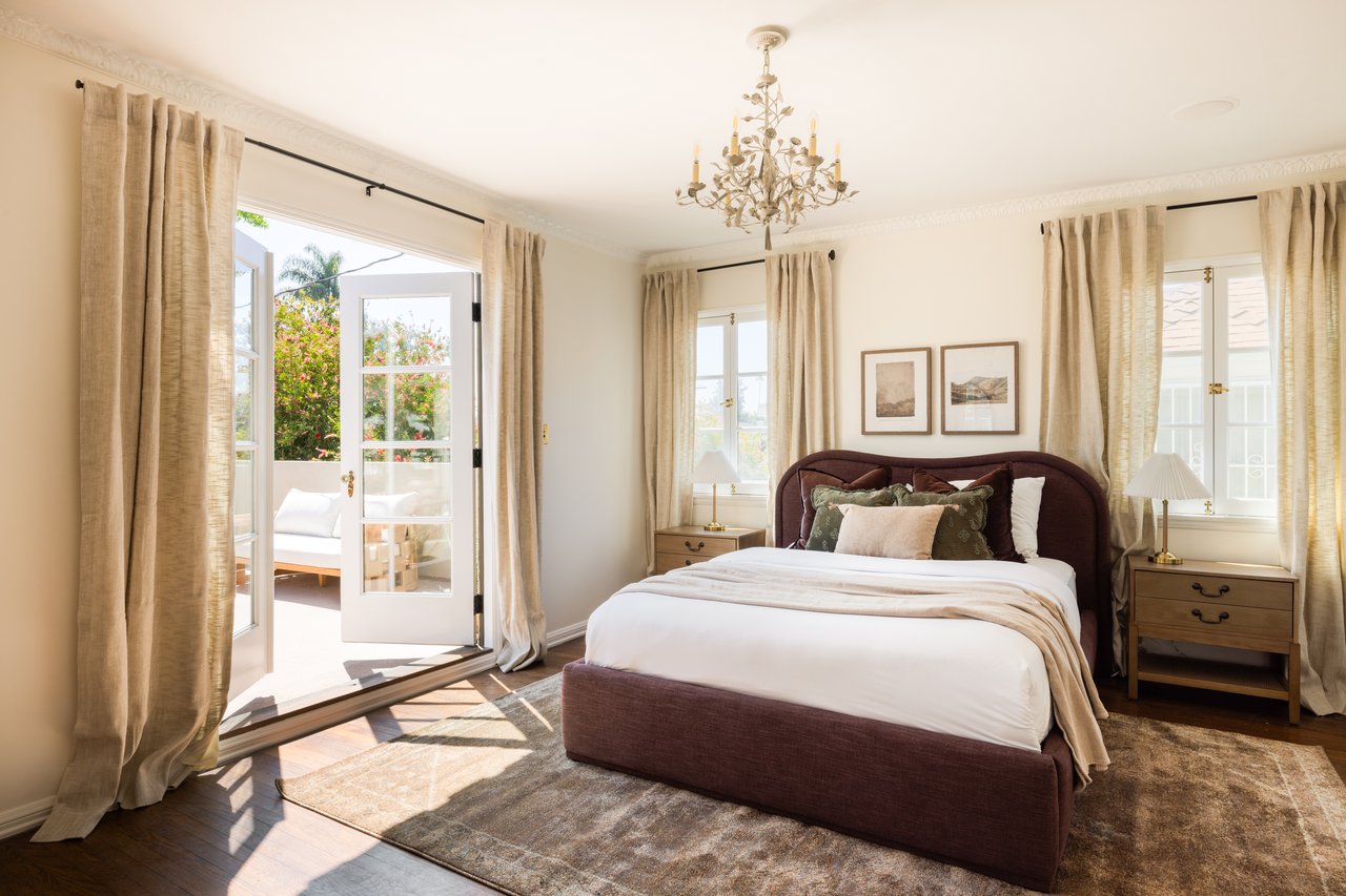 146 S Martel Ave, Beverly Grove 