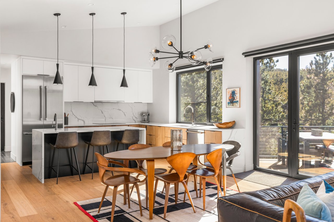 103 W Wildewood Drive