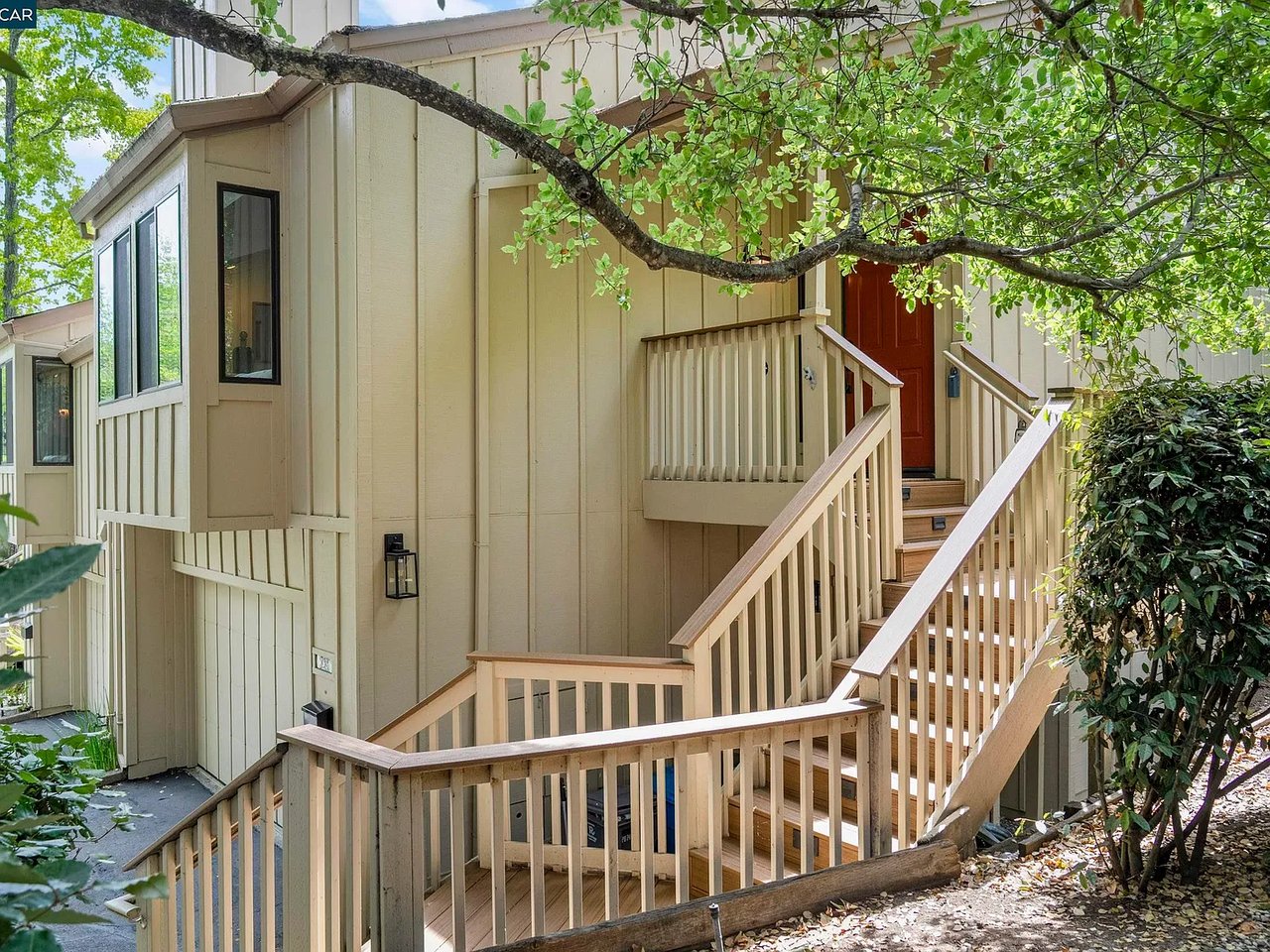 28 Curlew Way, Novato