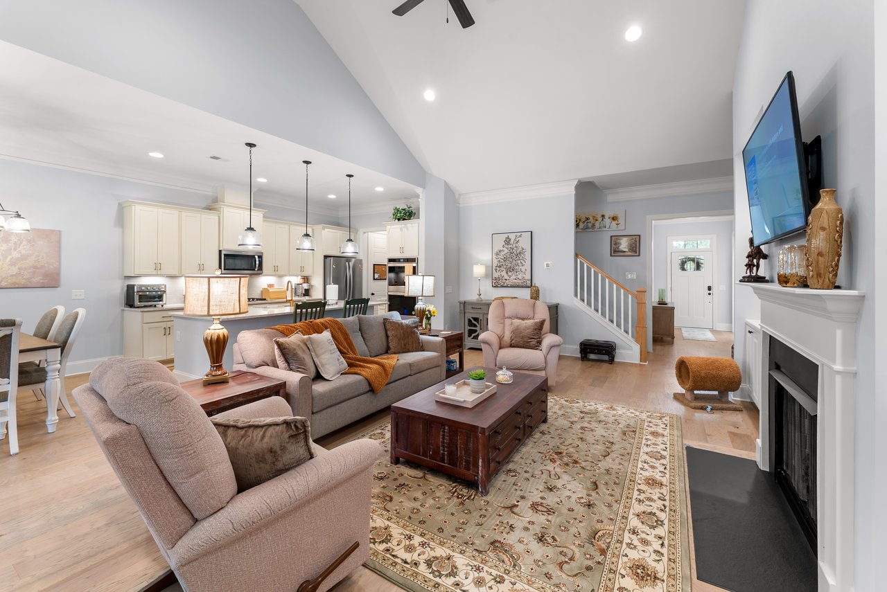 	 10 Golf Drive Pooler, GA 31322