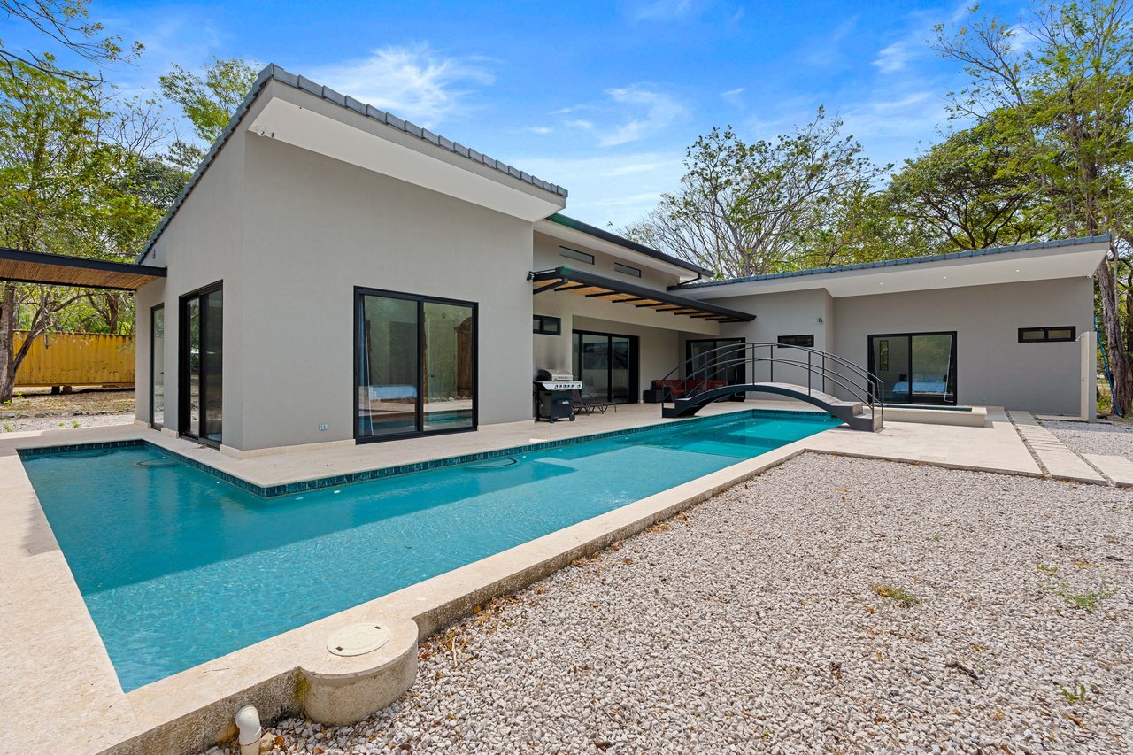 Casa Avalon |  New 4-Bedroom Home on 1.48-Acre Lot – Build 2 More Structures, Just Minutes from the Beach! 
