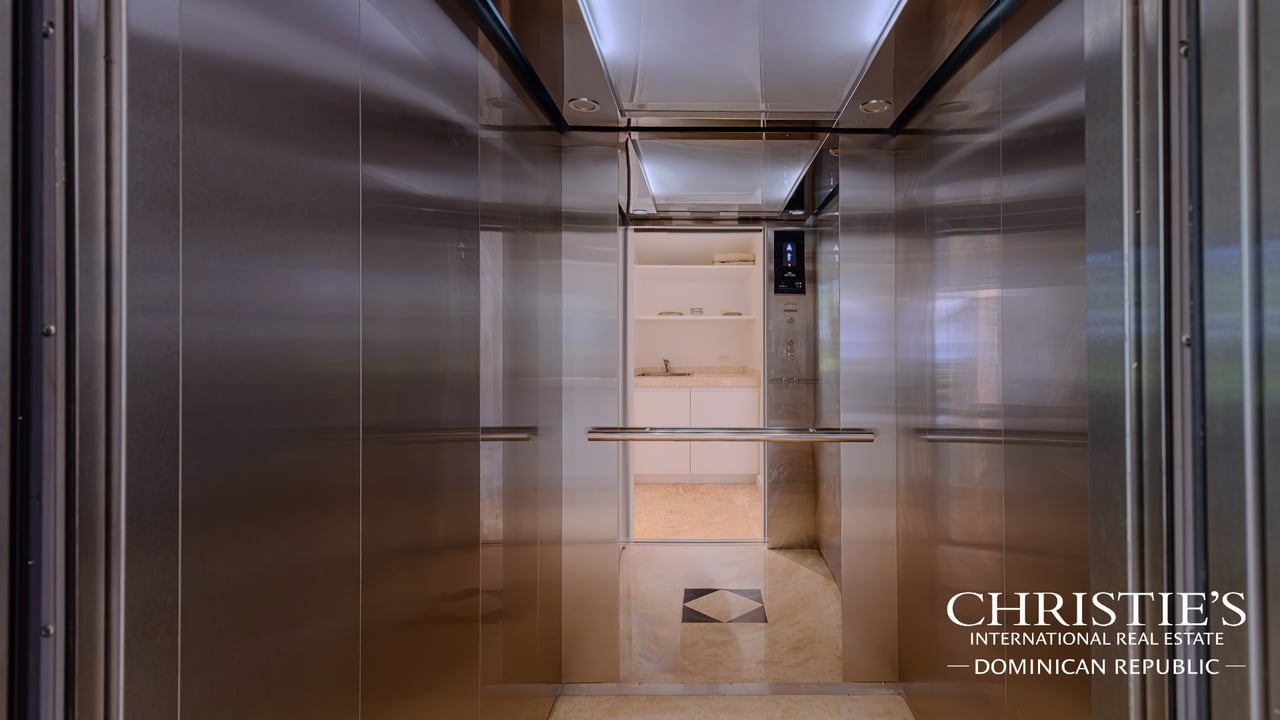 Luxury Ocean View Villa in the Puerto Bahía Resort Community