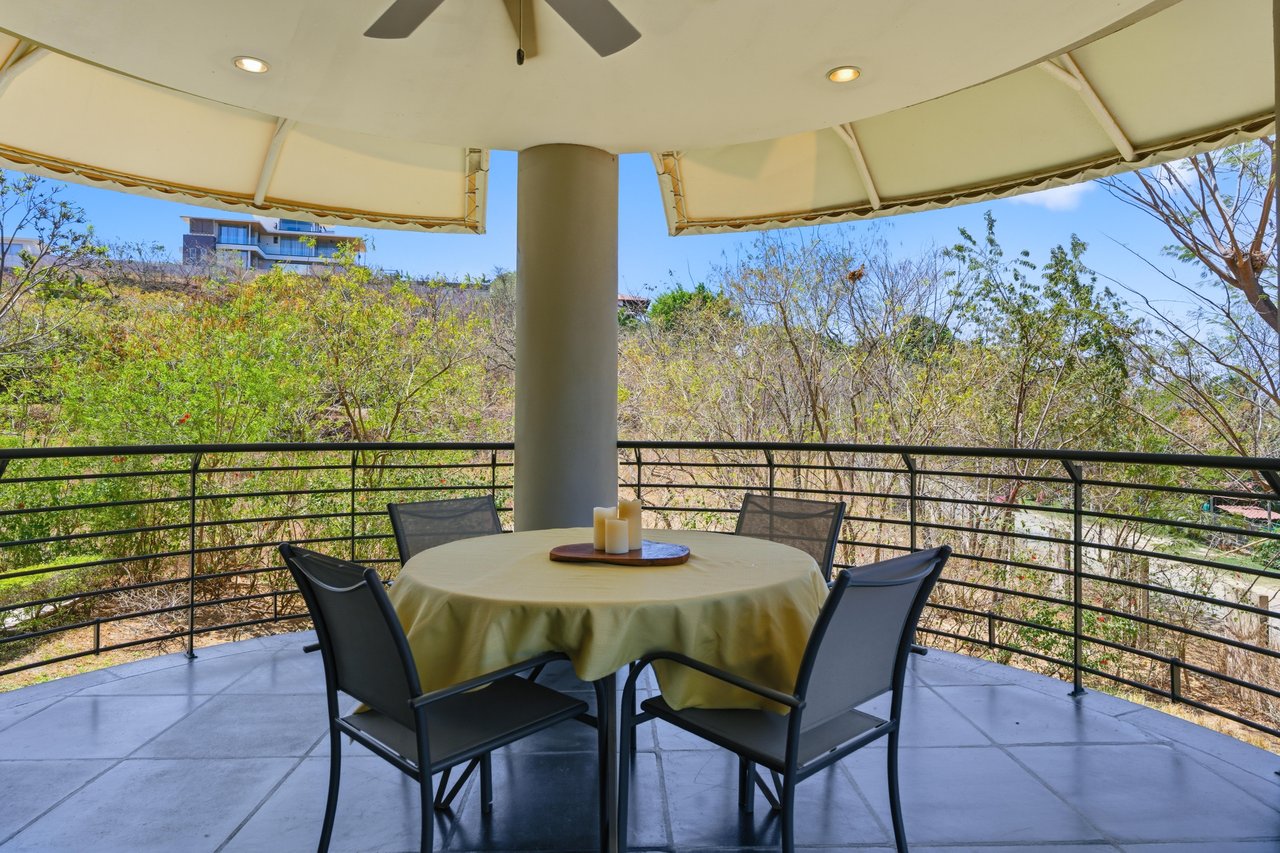 La Perla 113 | Boutique Luxury Condo in the Heart of Tamarindo