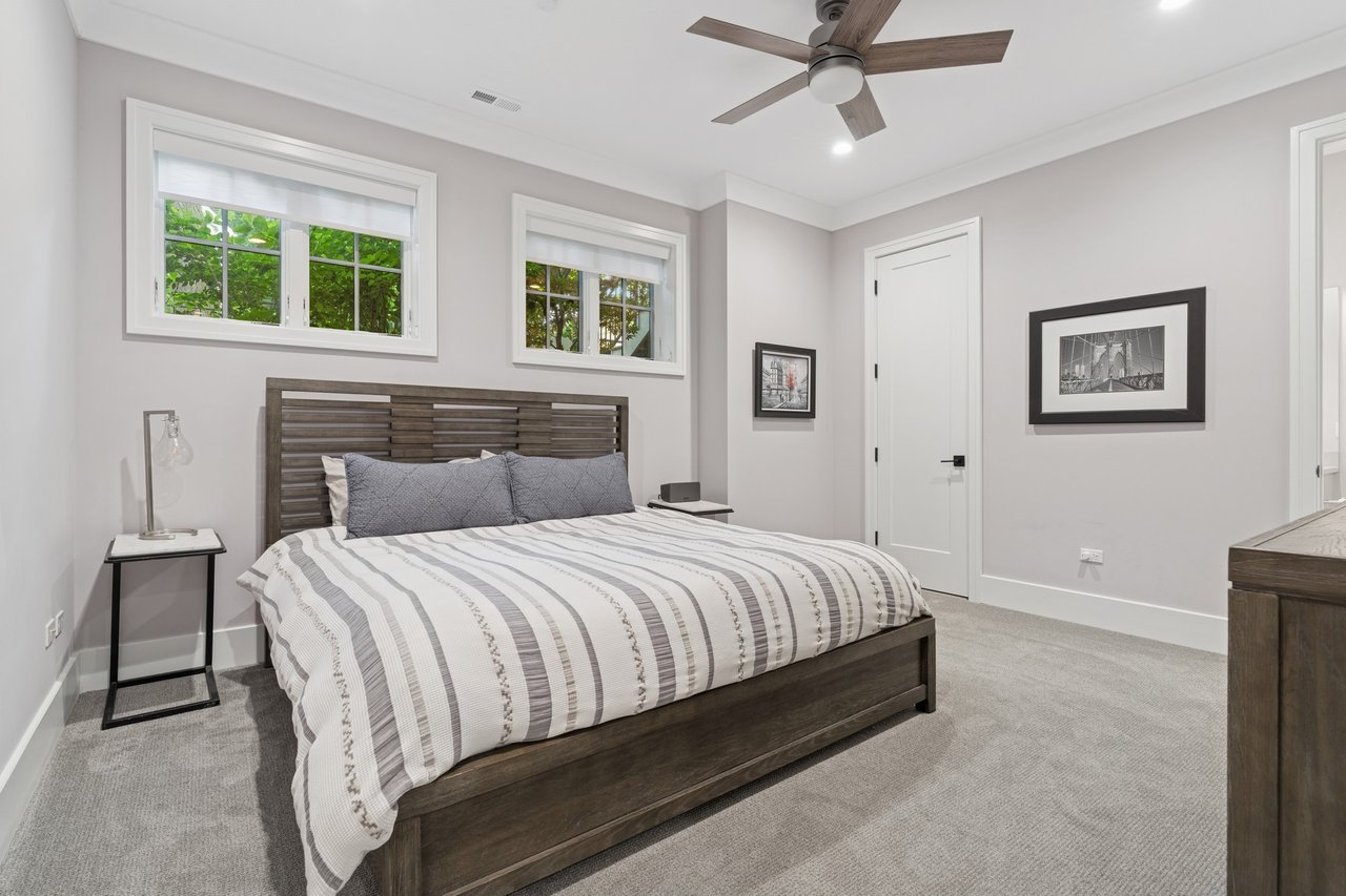 2026 W. Waveland- A North Center Gem!
