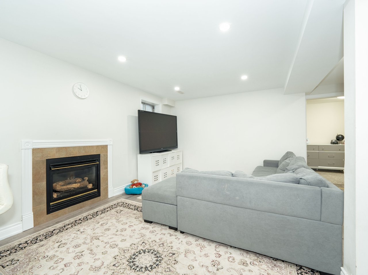 133 O'connor Crescent