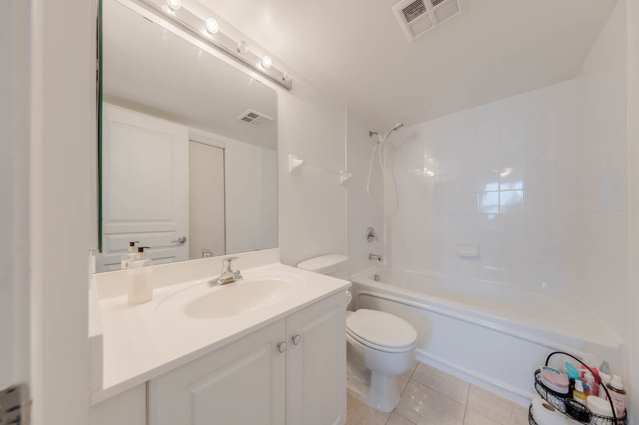 313 Richmond St E Unit 1264