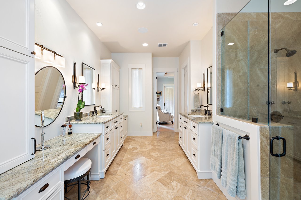 12821 Hacienda Ridge